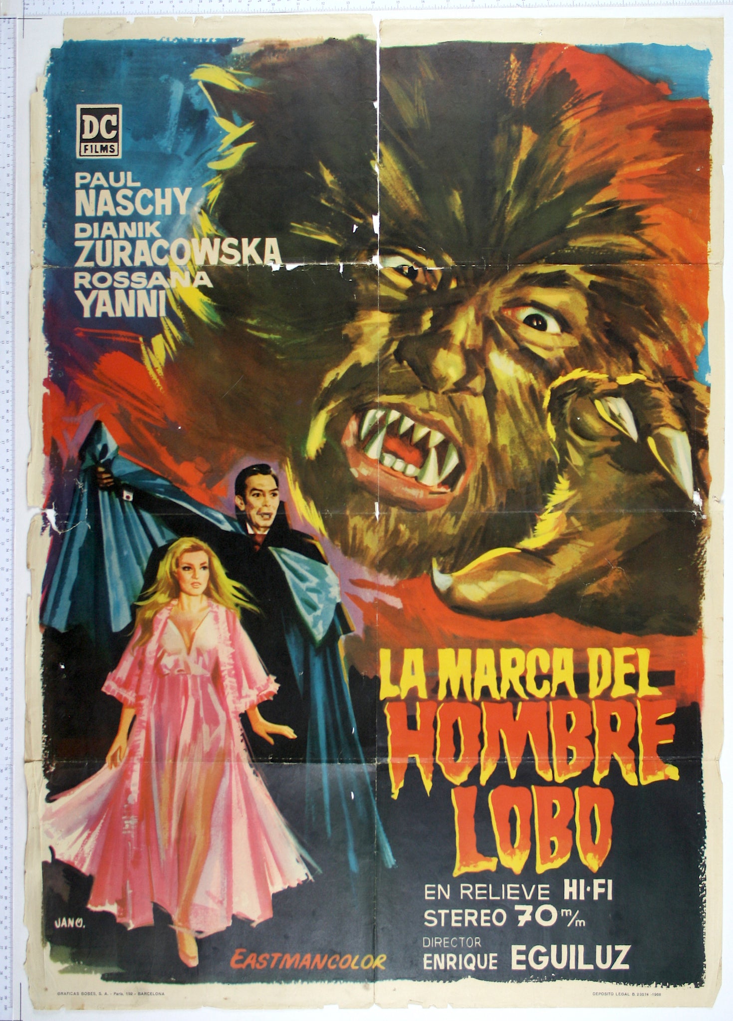 Artwork of huge closeup of snarling werewolf and claws. At bottom, Vampire holds cloak over blonde girl.