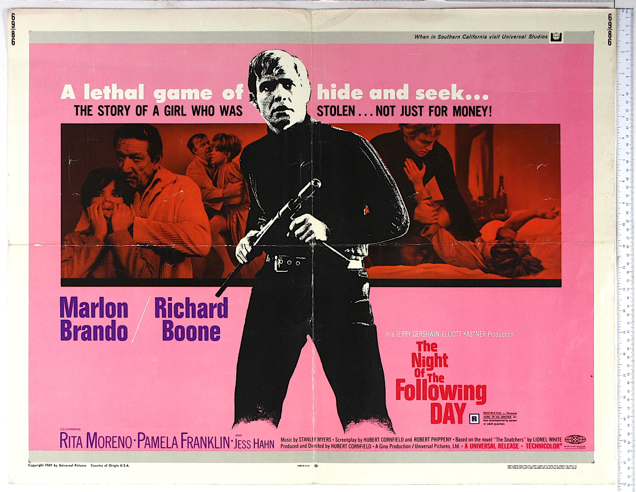 On pink, B+W grainy shot of Brando with machine gun, red photos behind, Boone grabs Franklin, Brando roughs up Moreno.